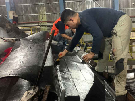 hot splicing proses dengan menggunakan tools seperti Stitcher Needle 46mm, Sambung Dingin Conveyor Belt