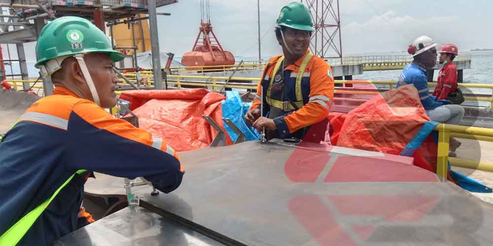 Jasa penyambungan conveyor belt hot splicing